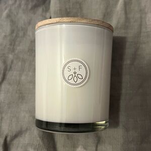 Sand+Fog Festive Candy Cane Minty Candle